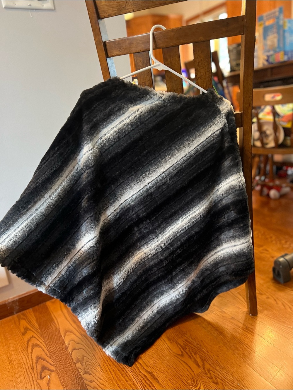 Women's Black & Gray Striped Faux Fur Cape - Elegant Winter Wrap